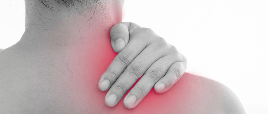 Aprenda como a ozonioterapia pode ajudar no tratamento de dores crônicas. Descubra seus benefícios e como é aplicada de forma segura.